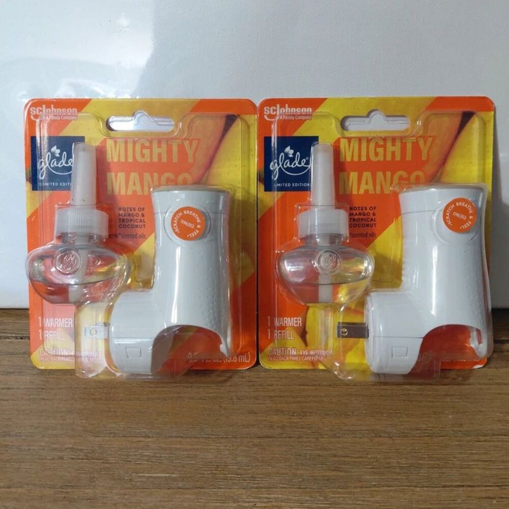2-Pack Glade PlugIns Starter Kits - Mighty Mango (2 Warmers + 2 Refills)